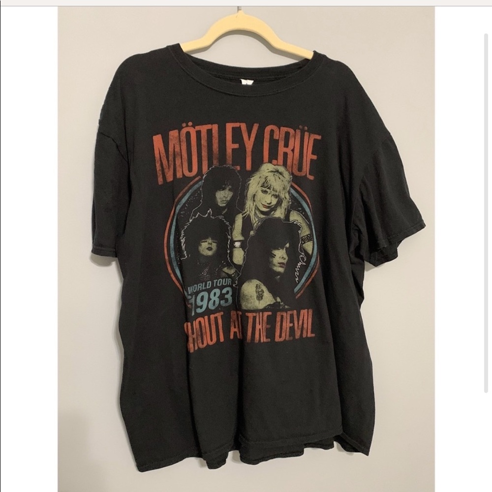 Motley Crue Band Tee XXL